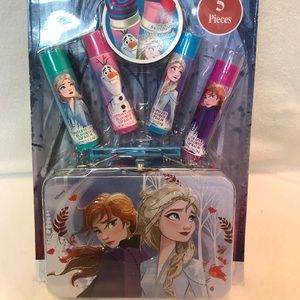 Frozen 2 lip gloss with tin set